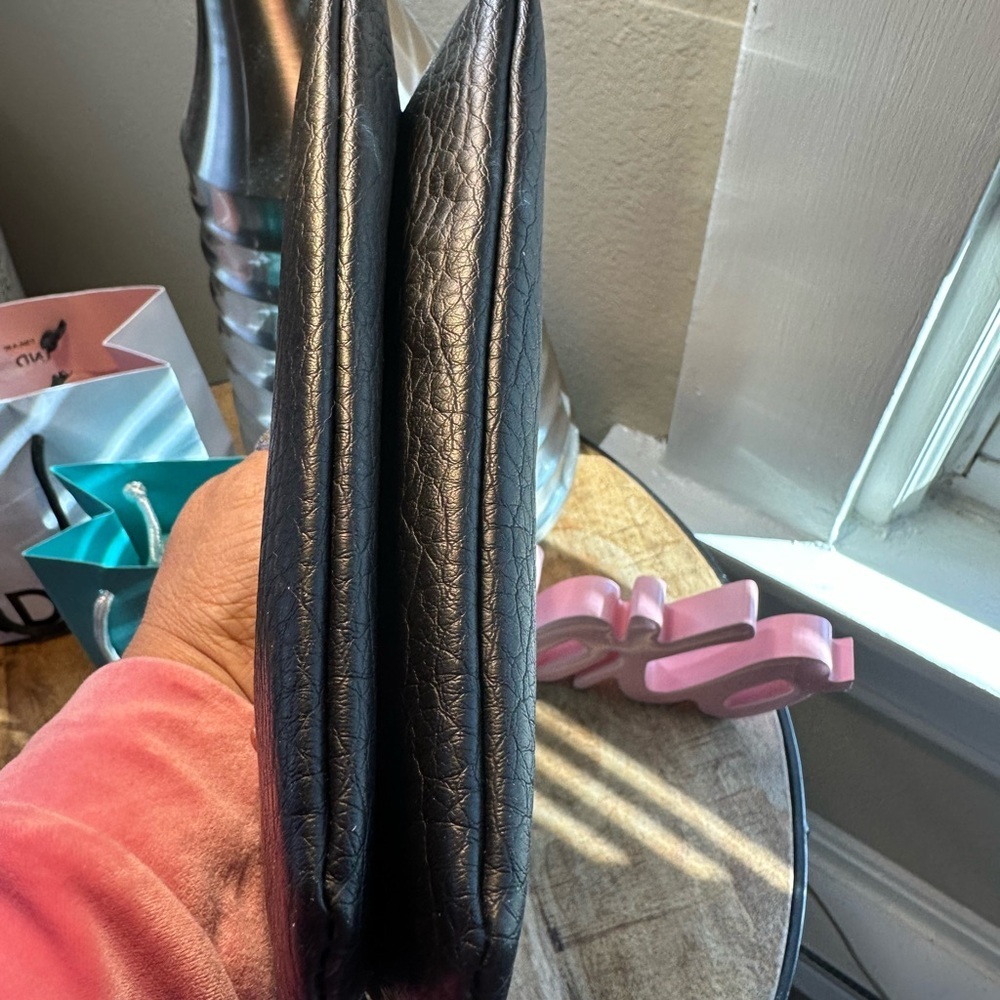 Juicy Couture Black Textured Double Clutch - Picture 4 of 15